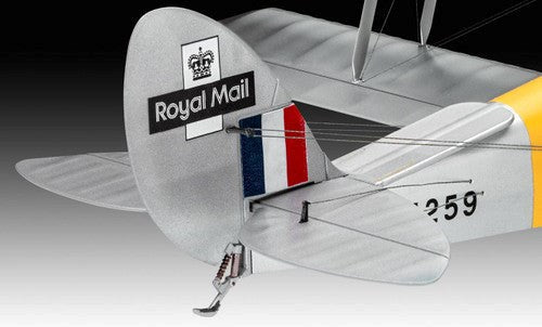 Revell 03827 1/32 DE HAVILLAND TIGER MOTH (8346759823597)