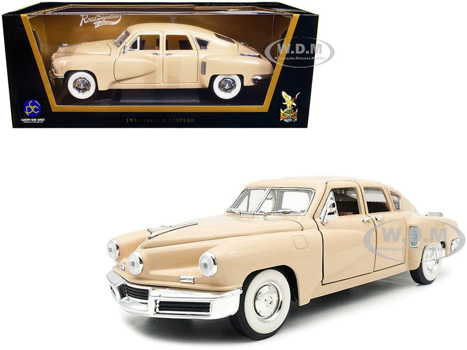 Road Signature RS-92268 1/18 1968 Tucker Torpedo