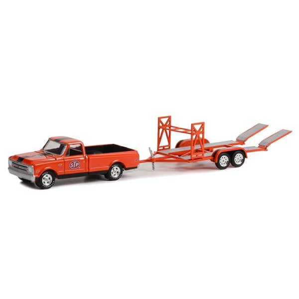 GreenLight 32260-B 1/64 1968 Chevrolet C-10 w/Bedcover and Tandem Trailer - STP