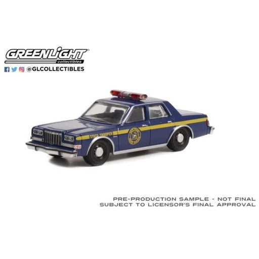 GreenLight 43000-A 1/64 1985 Dodge Diplomat - New York State Police (8868024647917)