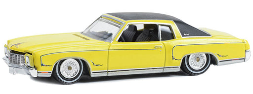 GreenLight GL-63040-C 1/64 1971 Chevrolet Monte Carlo (8847290368237)