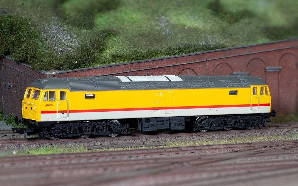 Hornby R30186 RailRd PL BR Infrastructure Class 47 Co-Co 47803 - Era 8 (8191633359085)