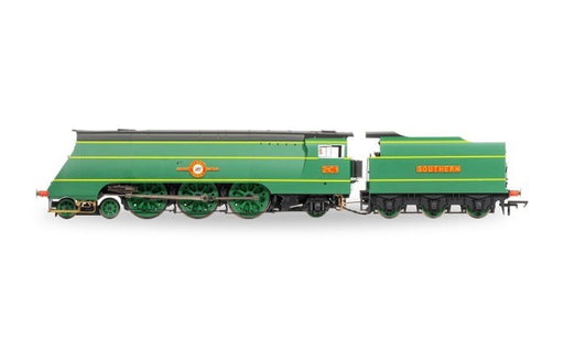 zHornby R3434 SR M/Navy Cl.'Channel Packet (8170388488429)