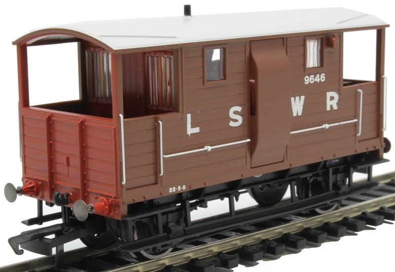 xHornby R6911A LSWR 20T Goods Brake Van (7650701115629)