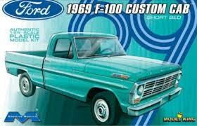 Moebius Models 1227 1/25 Ford F-100 Custom Cab '69 (8346426638573)