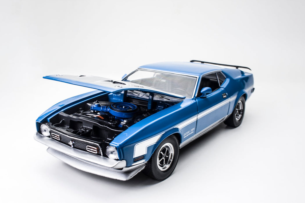 Sunstar SS-3628 1/18 1971 Ford Mustang BOSS 351 (8867987161325)