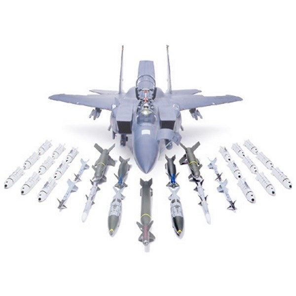 Tamiya 60312 1/32 Boeing F-15E Strike Eagle with GBU-28 "Bunker Buster" (8278285811949)