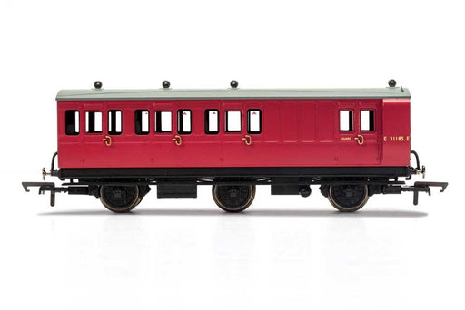 Hornby R40126 BR 6WC Brake 3rd Cl. F/Lghts - Hobby City NZ (7825139892461)